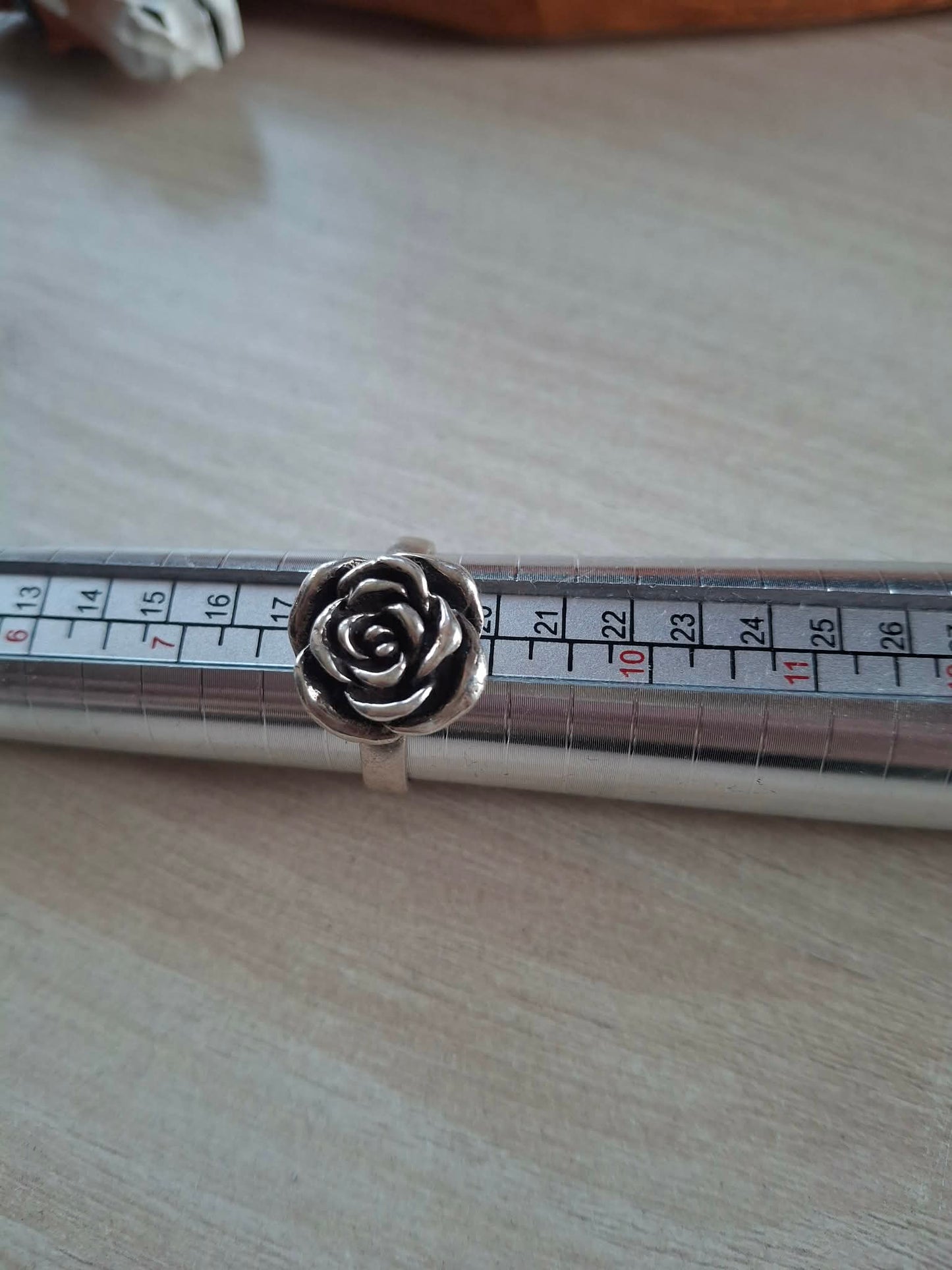 Inel argint model trandafir