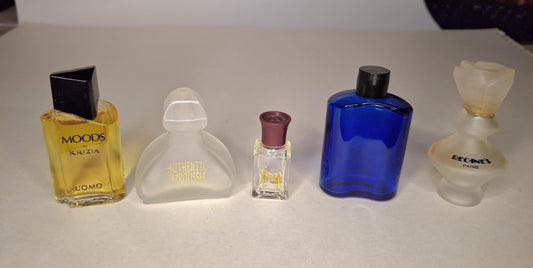 Lot de 5 MINI sticluţe de parfum
