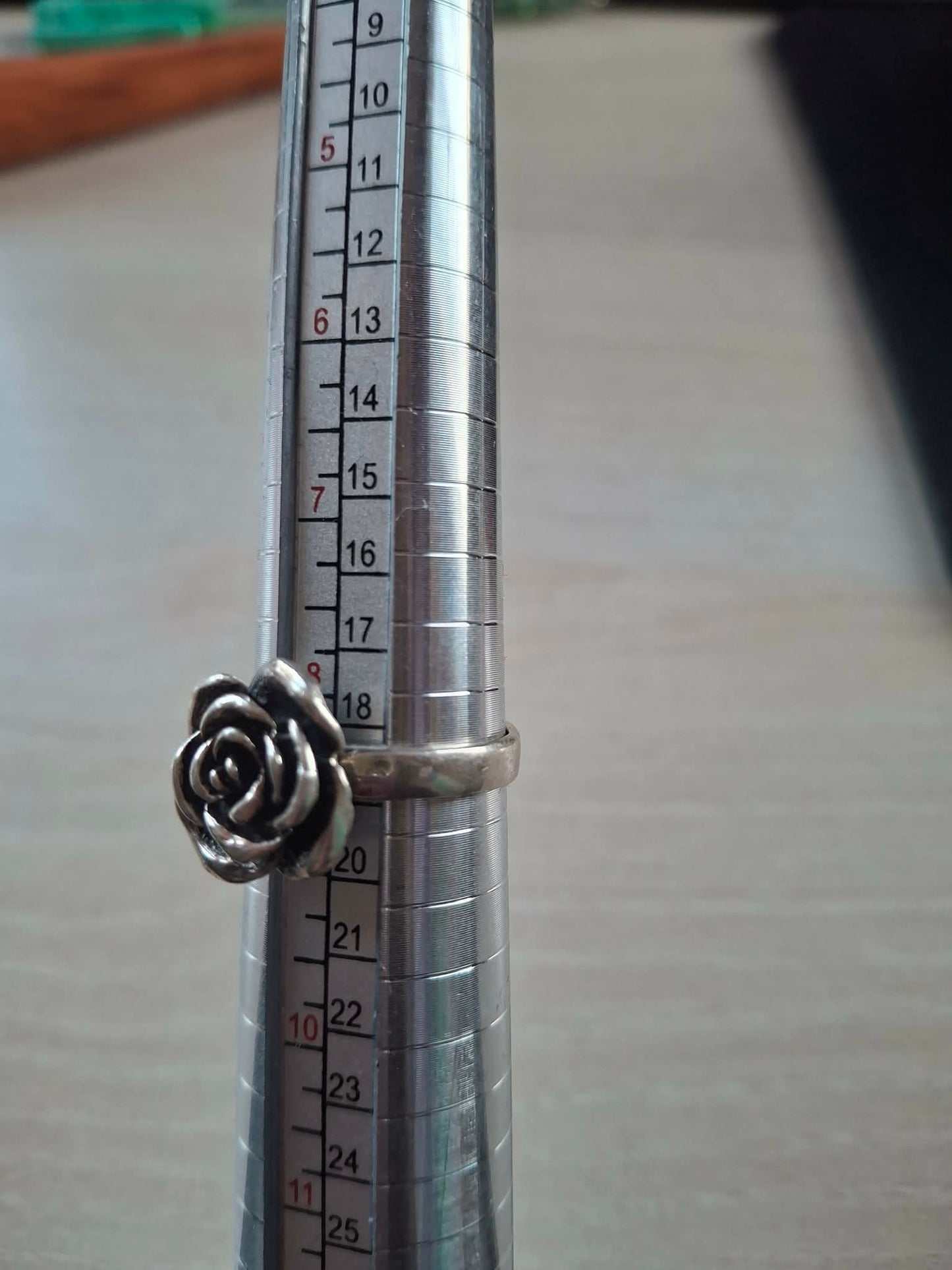 Inel argint model trandafir