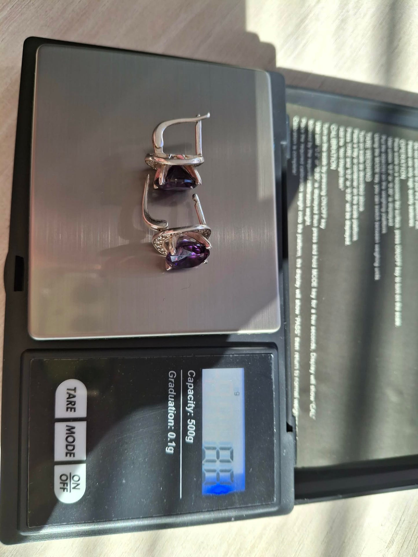 Cercei argint grei cu piatră zirconiu mov